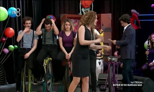 Buyur Bi'de Burdan - 11. Bölüm  Değiştir skeci 