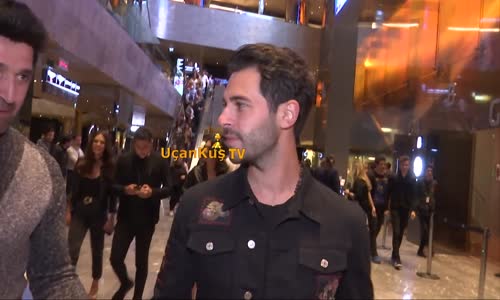 Hakan Sabancı Ve Serenay Aktaş Cem Yılmaz'ı Birlikte İzledi