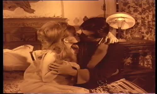 Çapkınlık Yaparken Basılmak