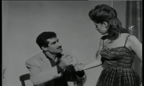 Kapa Gaganı Da Otur Her Kuşun Eti Yenmez