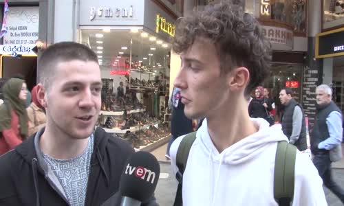 Üç Kelime ile Kadınları Anlatır mısınız  Röportaj