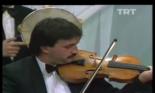 Mülkiye Toper-Sevilmeyi Tatmayan Sevmek Nedir Bilir Mi izle 