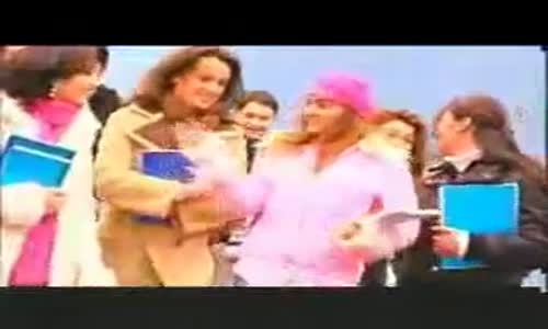 Azeri Kızı Günel - Resmimi Çeke Çeke