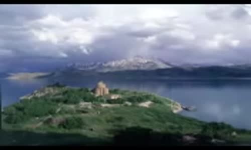 MAZOTÇUVAN GÖLÜ CANAVARI KOMİK