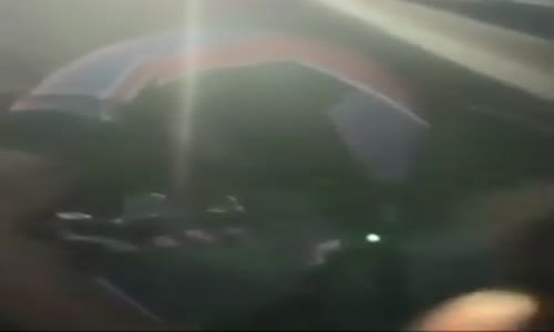 Fren Yapan Tırı Fark Etmeyen Bisikletli 