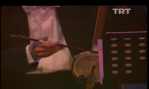 Gülşen Kutlu-Kırmızı Gül Demet Demet İzle