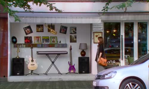 Kiss with Yong Hwa