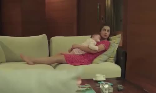 Ver Elini Aşk - Su Bebeğin Ateşi Çıkıyor!