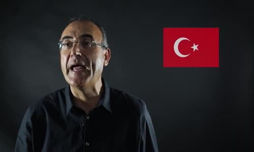 Sunay Akın'dan Türk Bayrağı'nın Öyküsü
