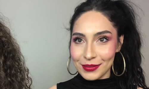 Selma Çiçekdal Kızıl Tonlarda İki Farklı Makyaj