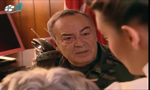 Emret Komutanım - Şakir'i Köpek Isırdı Büyük Tehli̇ke Atlattı