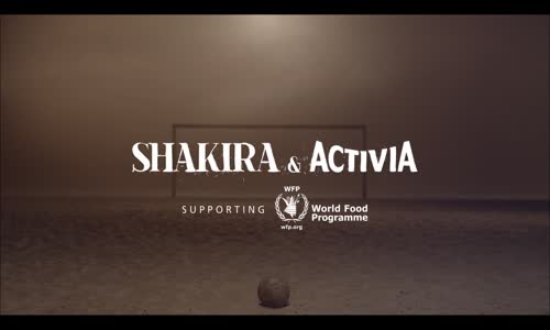 Shakira - La La La (Brazil 2014) ft. Carlinhos Brown