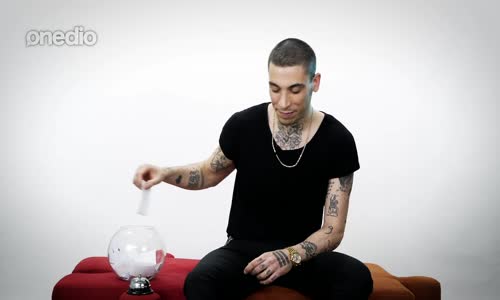 Can Bonomo Sosyal Medyadan Gelen Soruları Yanıtlıyor - Onedio