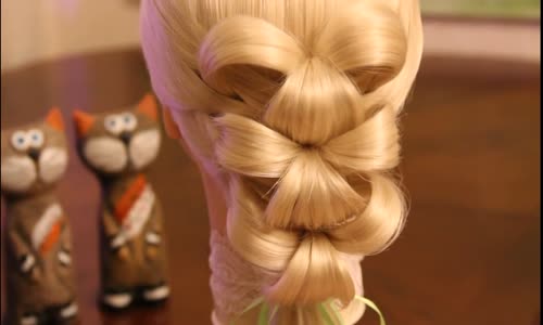 Fiyonk Örgüsü Saç Modeli