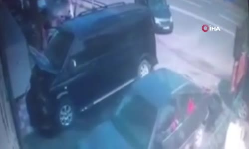 İstanbul’un göbeğinde yaşanan feci kazalara esnaf isyan etti 