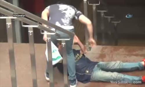Taksim'de Gasp Dehşeti Kamerada