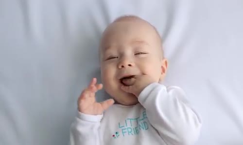 Baba Sesinden Melek Bebek Ninnisi