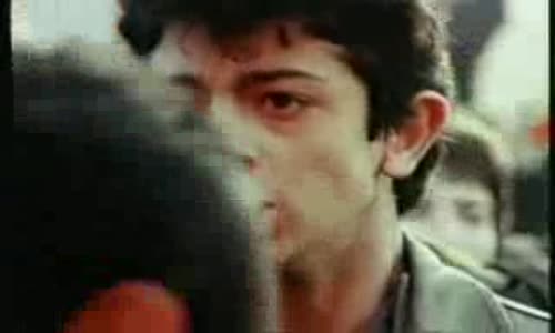 Cem Karaca - Bindik Bir Alamete Gidiyoz Kıyamete