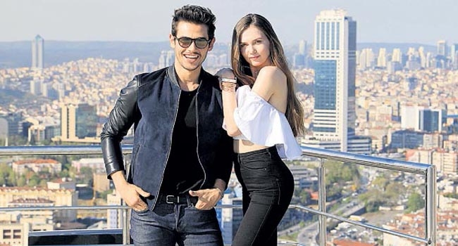 Cem Belevi  Aç Kollarını