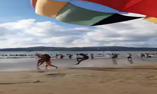 Genç Kızın Başlamadan Biten Parasailing Deneyimi 