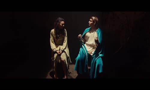 Bizans Oyunları Sevişme Rolü Yapan Aşıklar (Tuvana Türkay & Tolgahan Sayışman)