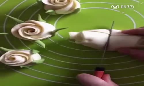 On Çeşit Çiçekli Çörek Yapımı