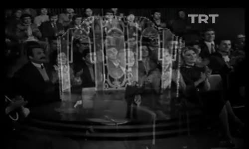 Özdemir Erdoğan-Herkes Kendine Benzer 