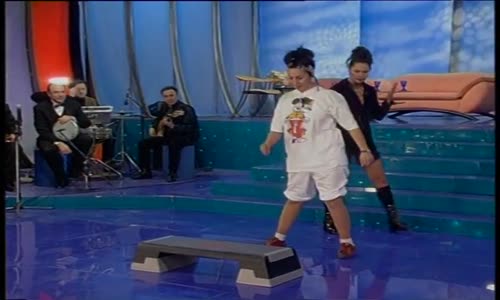 Hülya Avşar Show  Binnur Kaya'dan Fitness Show