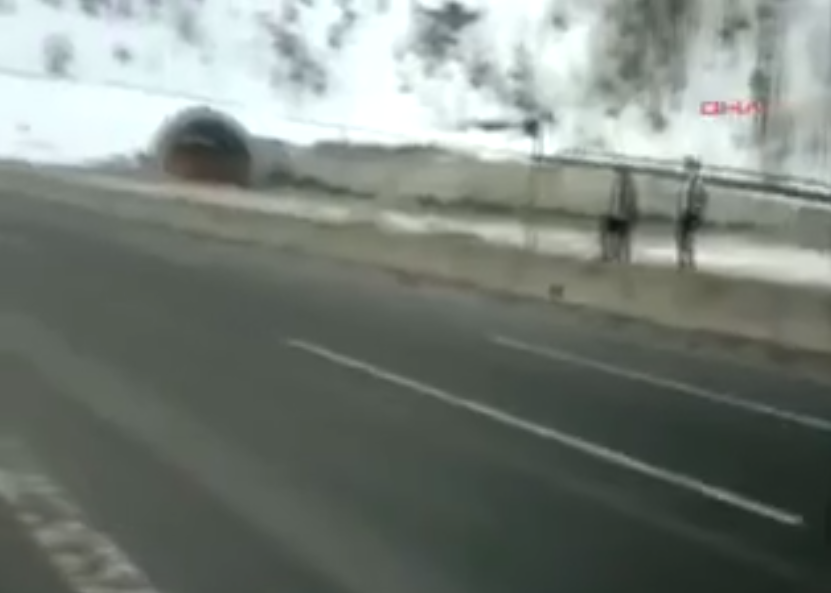 Tünel Önünde Ankara Havası