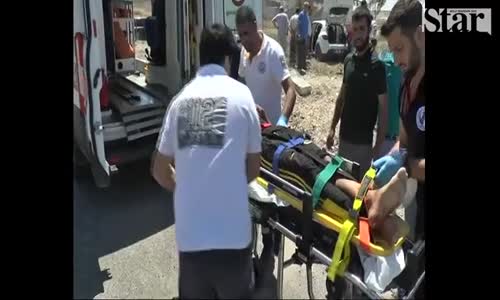 Polisten Kaçarken Kaza Yapan Otomobilin Bagajından Silahla Vurulmuş 3 Yaralı Çıktı