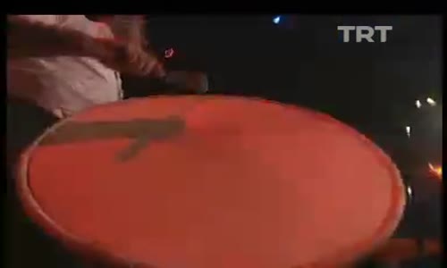 Şevval Sam-Oğlan Da Kolunu Sallama