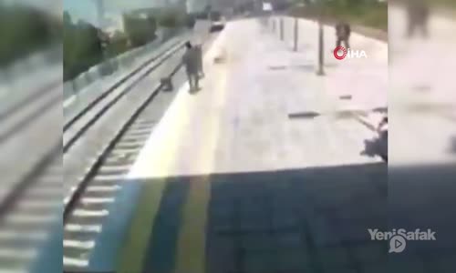 Raylara Atlayan Kadını Canını Hiçe Sayıp Kurtardı