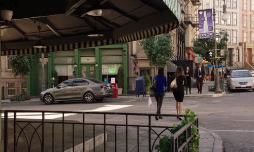 Betty White Guest Stars As Dr. Mayer - Season 12 Ep. 10 