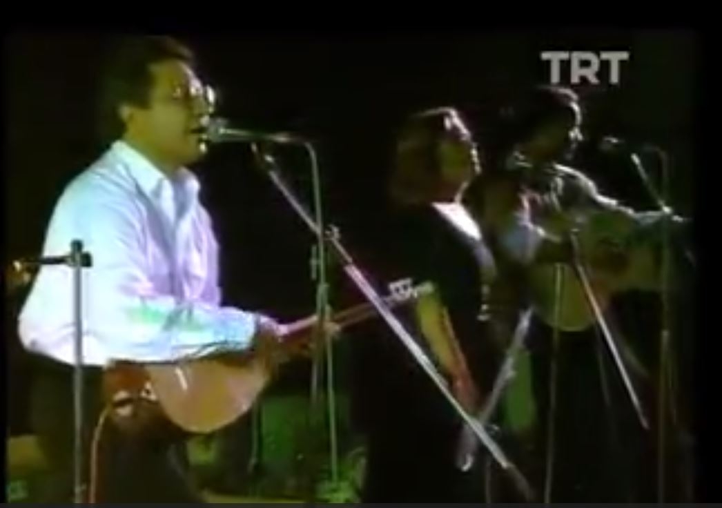 Zülfü Livaneli Merhaba 