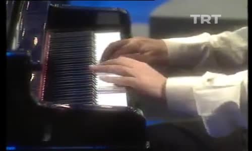 Erol Evgin-Aldım Başımı Gidiyorum izle