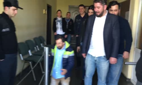 Köksal Baba  Gürcistan'da Kameramana Saldırdı