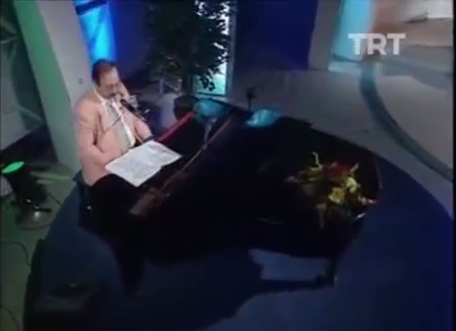 Yavuz Özışık-Ya Seninle Ya Sensiz İzle