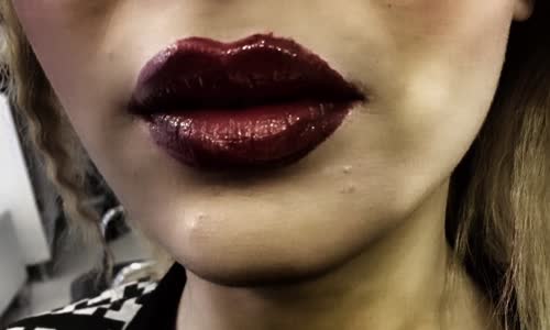 Belgin Uruk Ruj İle Dudak Dolgusu