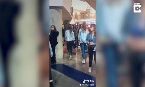 Konsere Giden Kızlarla Pişti Olmak