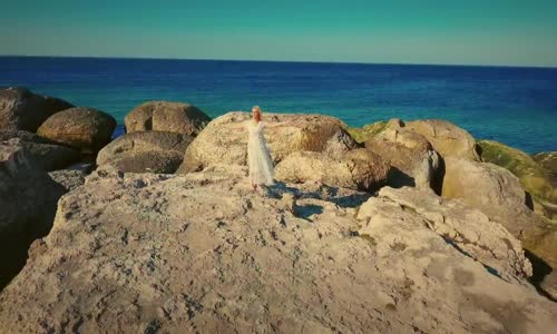 Songül Karlı - Dallarımı Kırdılar