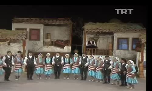 Ümit Tokcan-Sivrinin Tepesinde Vardır Dikili Taşlar