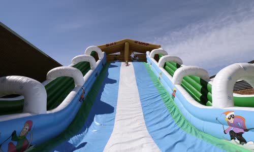 Çocuklar İçin Dev Oyun Parkurları