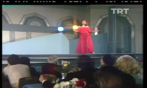 Nükhet Duru-Söyletme Beni 