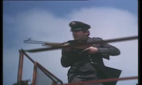 Polis ve Kabadayının İş Birliği 