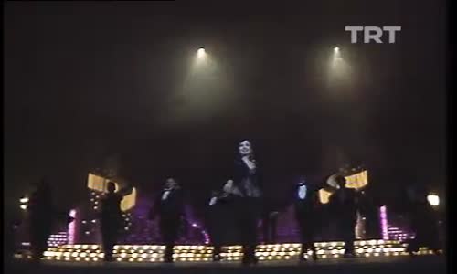 Ayşegül Aldinç-Kara Sevda izle