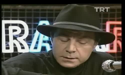 Bülent Ecevit'in Ulusal Kültüre Verdiği Önem izle