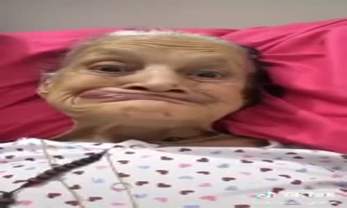 TikTok Uğruna Şekilden Şekile Giren Teyze 