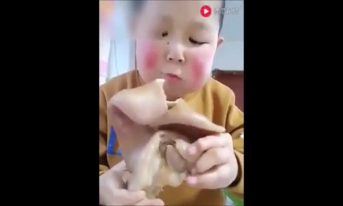 Dünyaları Yiyen Pis Boğaz Çinli Velet