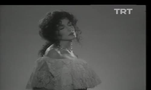 Ayşegül Aldinç-Ah Sevdiğim izle