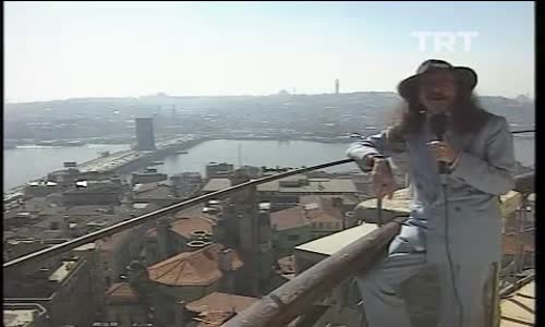 Cem Karaca'nın İstanbul'un Kuruluşu Hakkındaki Anlatımı izle